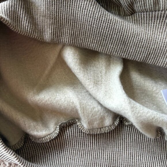 Nike Golf Ribbed Knit Sweater Vest | XL | Beige | Made in Peru - Picture 5 of 9